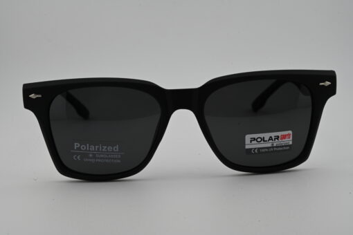 Black square sunglasses