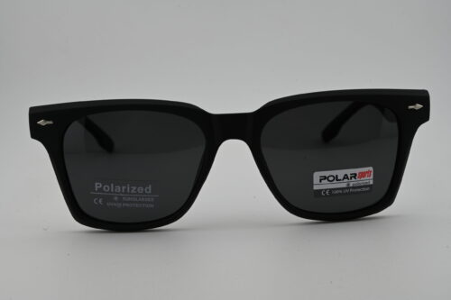 Black square sunglasses